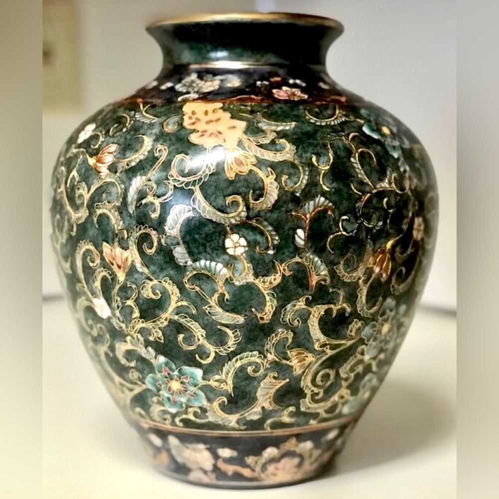 Vintage 1896 to 1996 Hand Painted Porcelain Anniversary KLINGMAN Furniture Vase - Picture 7 of 8